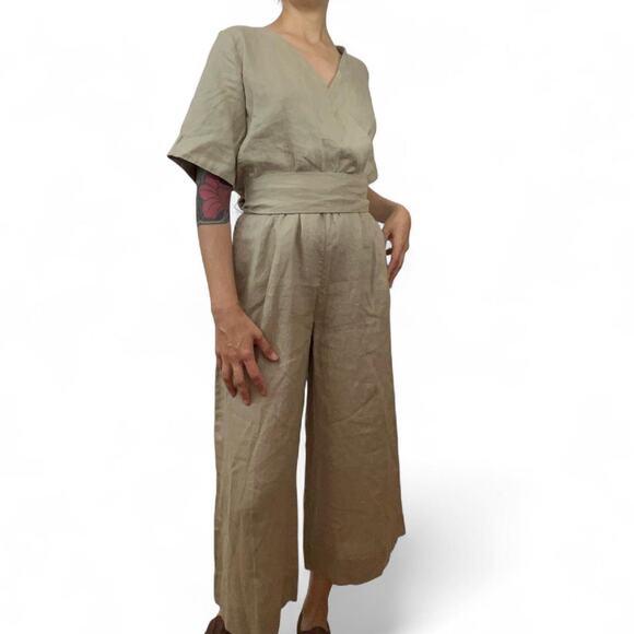 Everlane Pants - Everlane cream linen jumpsuit oversized